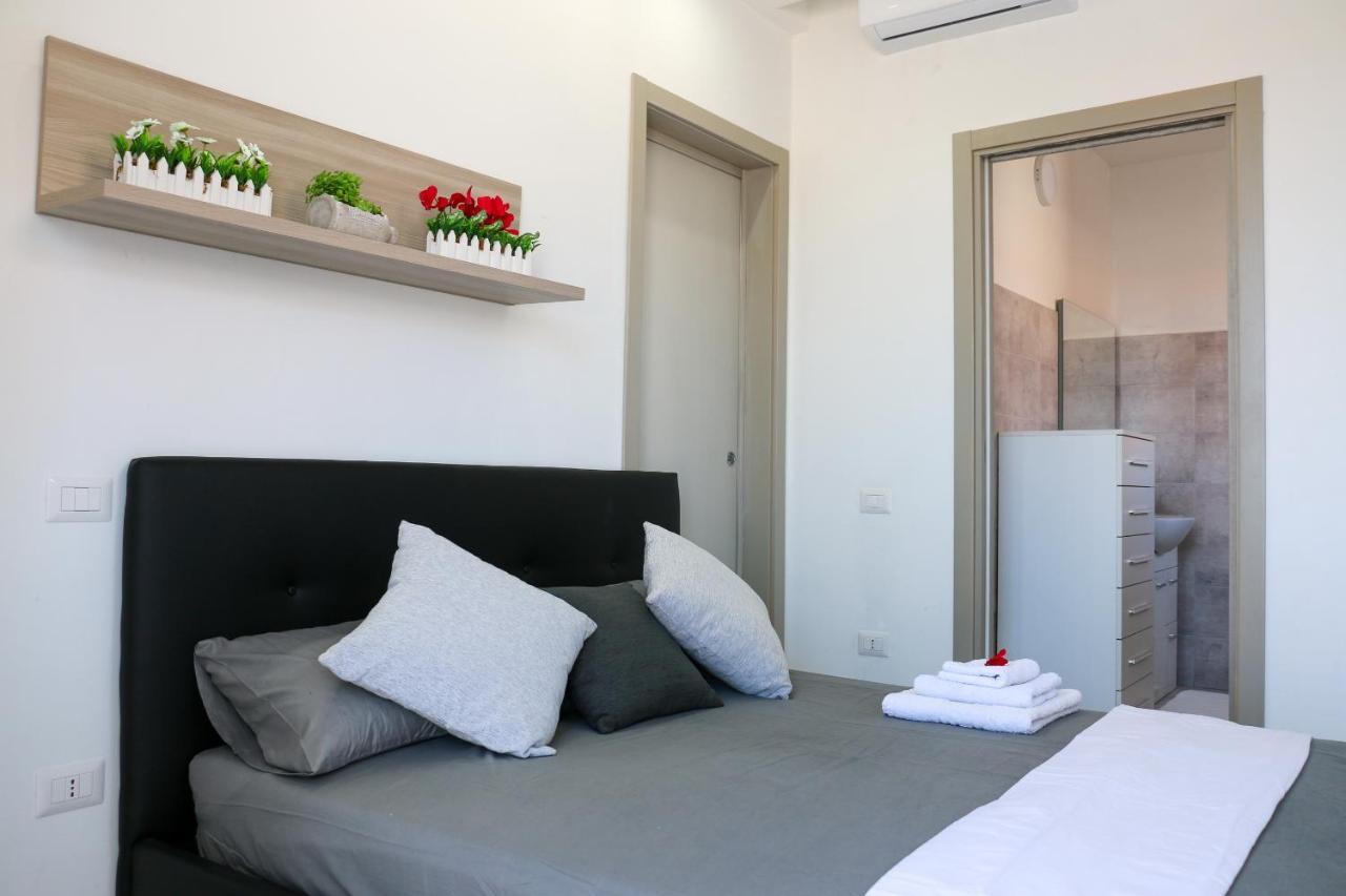 Villa Leonardo San Foca - Room, Pool & Restaurant Екстериор снимка