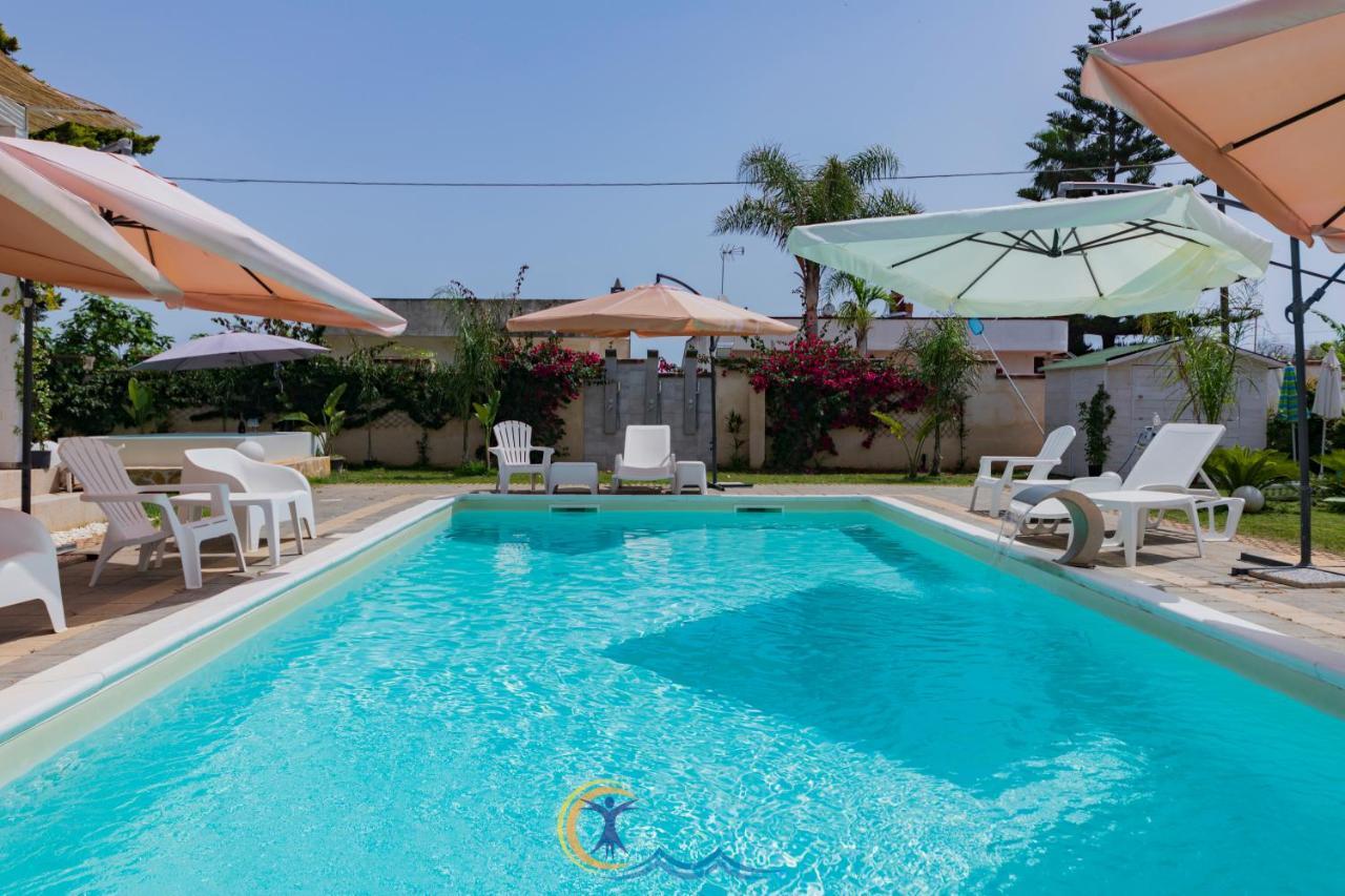 Villa Leonardo San Foca - Room, Pool & Restaurant Екстериор снимка