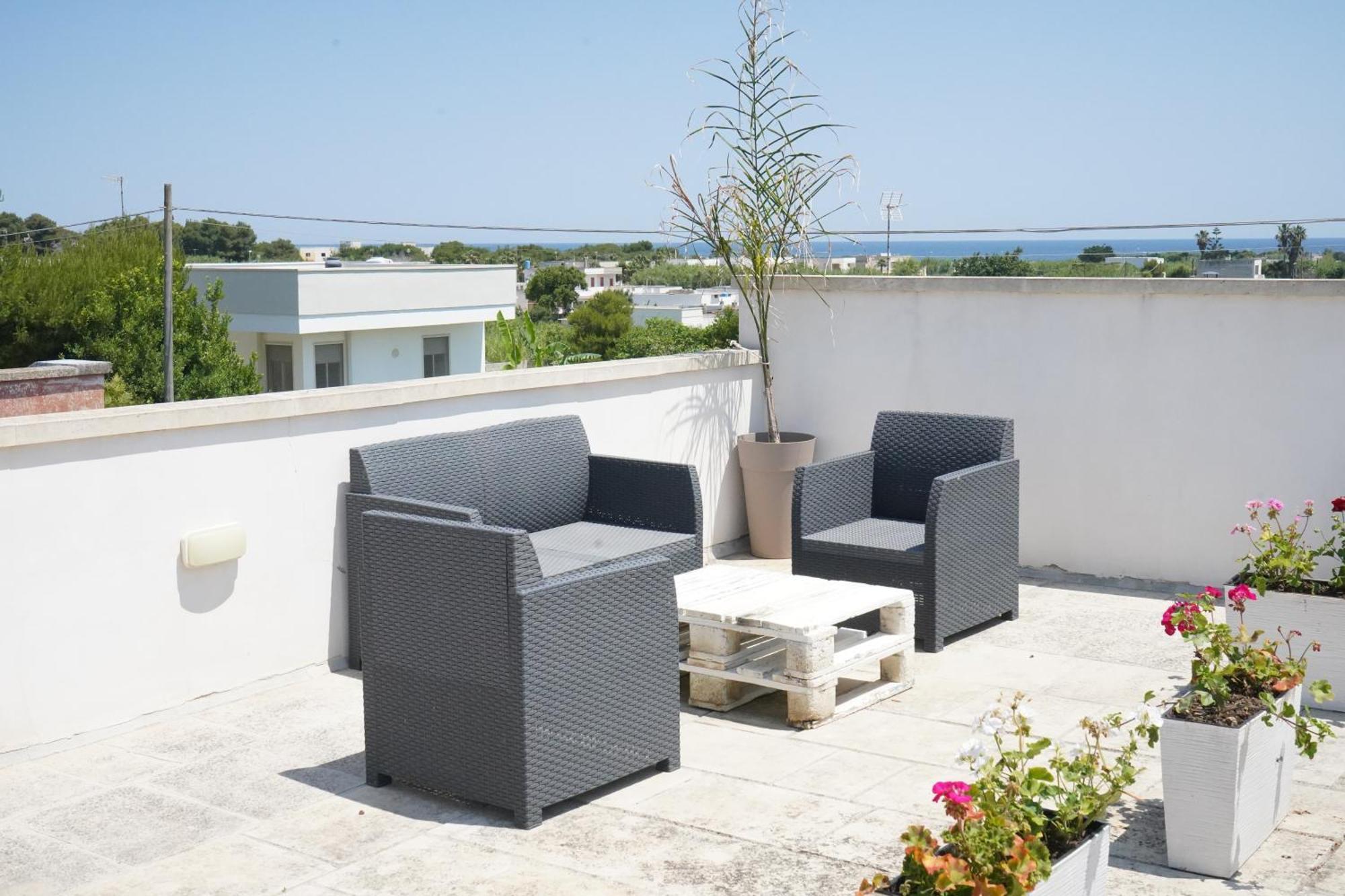 Villa Leonardo San Foca - Room, Pool & Restaurant Екстериор снимка