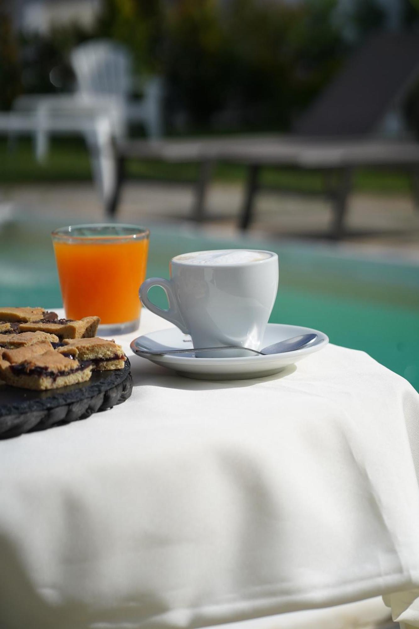 Villa Leonardo San Foca - Room, Pool & Restaurant Екстериор снимка